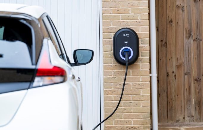 Charger image 3