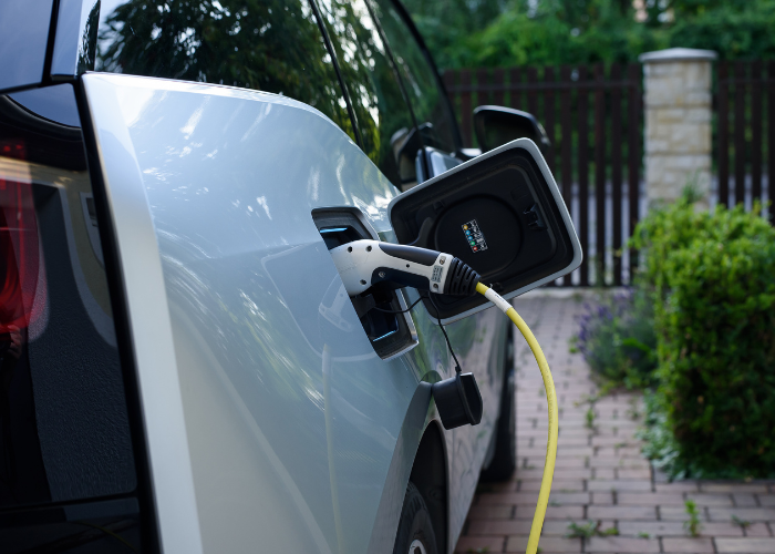 Charger image 2