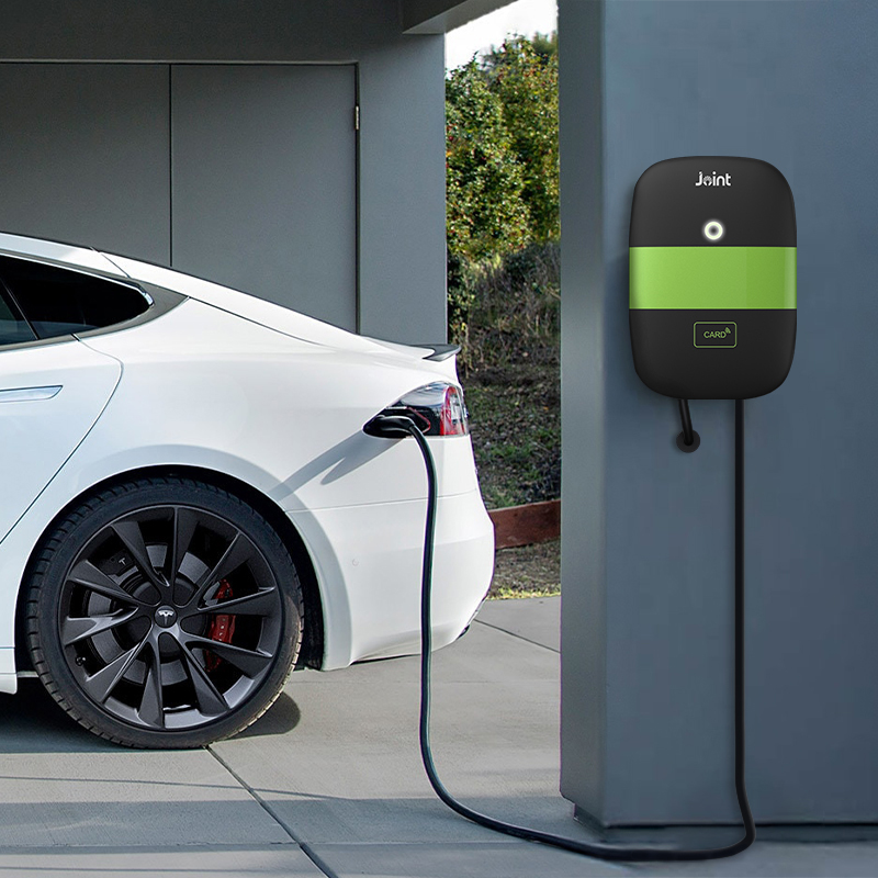 Charger image 2